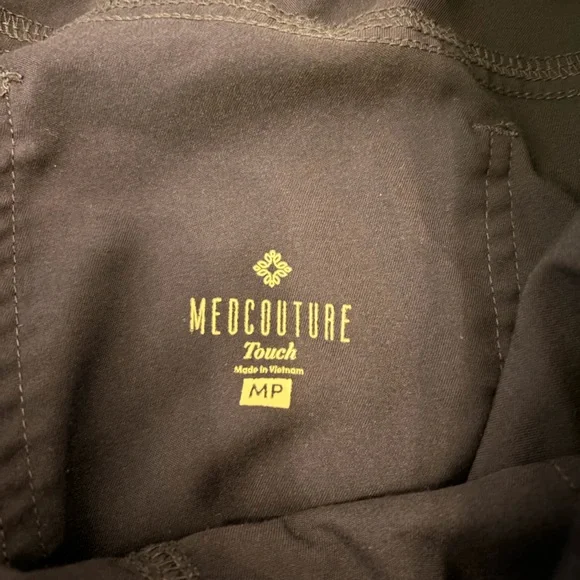 Womens Med Couture Navy scrub set - Picture 3 of 9